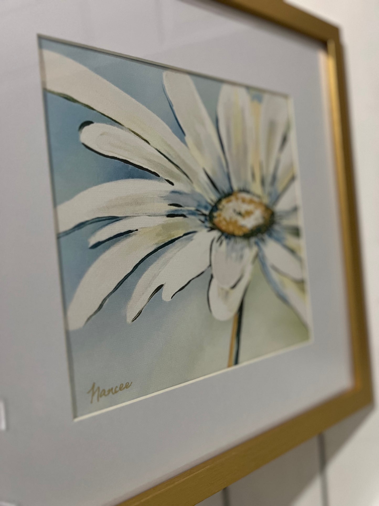 Framed art - daisy in blue - 12" x 12"